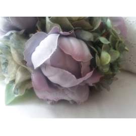 Selyemvirág rózsa és peónia